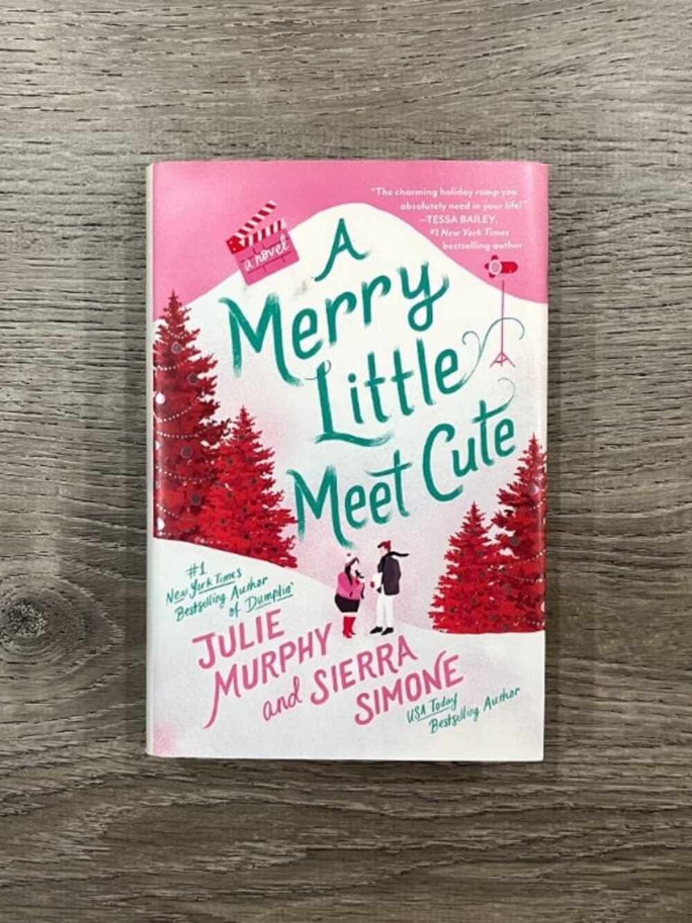A Merry Little Meet Cute by Julie Murphy and Sierra Simone